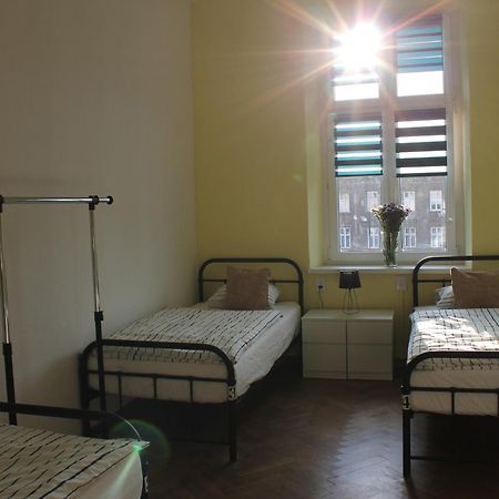 Hostel Centrum Sabot Krakau Buitenkant foto