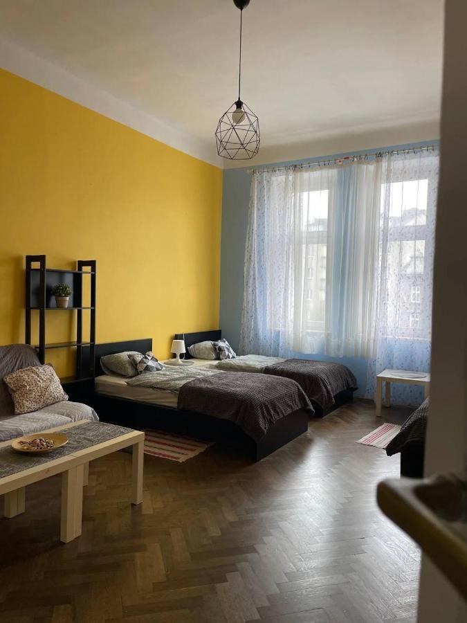 Hostel Centrum Sabot Krakau Buitenkant foto
