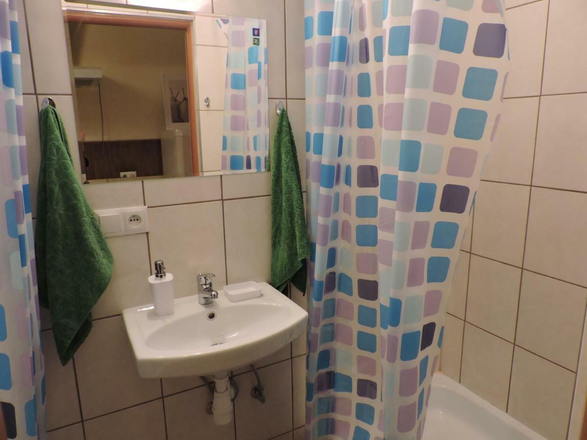 Hostel Centrum Sabot Krakau Buitenkant foto