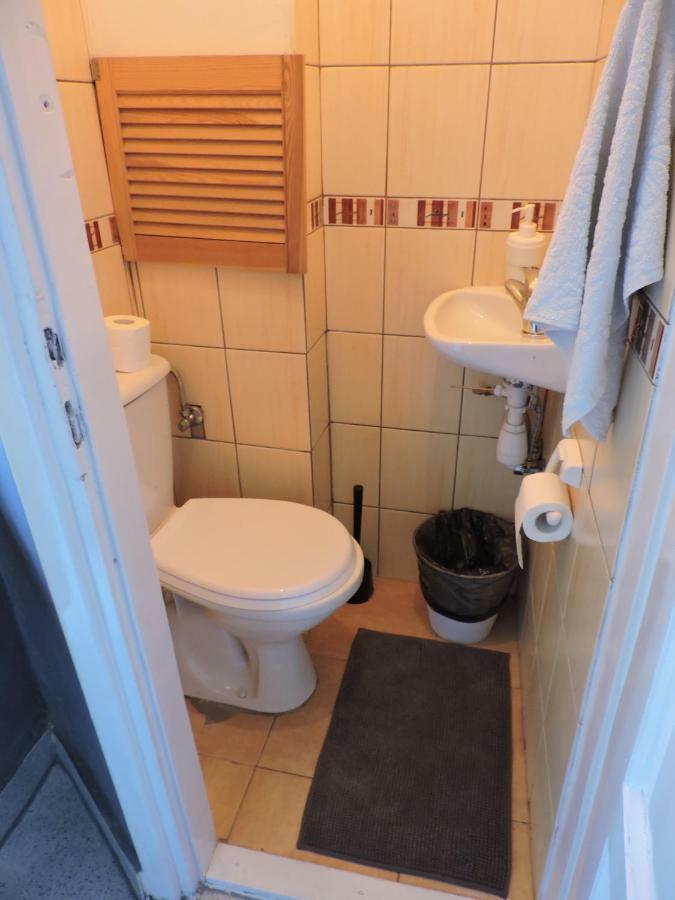 Hostel Centrum Sabot Krakau Buitenkant foto