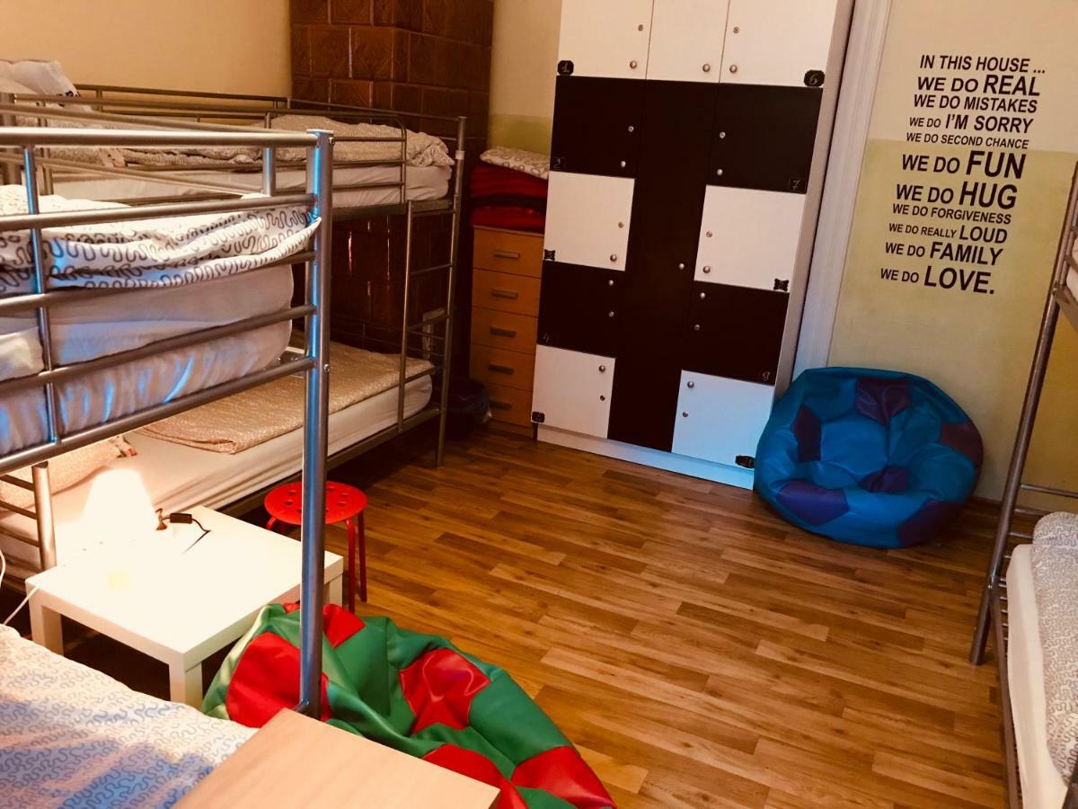 Hostel Centrum Sabot Krakau Buitenkant foto