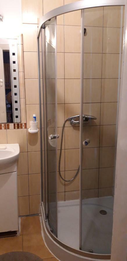 Hostel Centrum Sabot Krakau Buitenkant foto